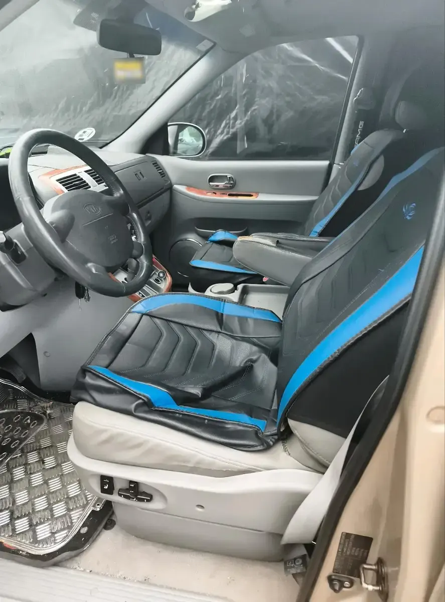 Gebraucht Kia Carnival 2006 Van / Kleinbus