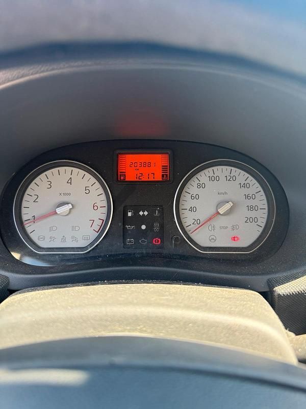 Blau Gebraucht 2009 Dacia Sandero Kleinwagen | 1.700 € (Fairer Preis) - Bild 1/4
