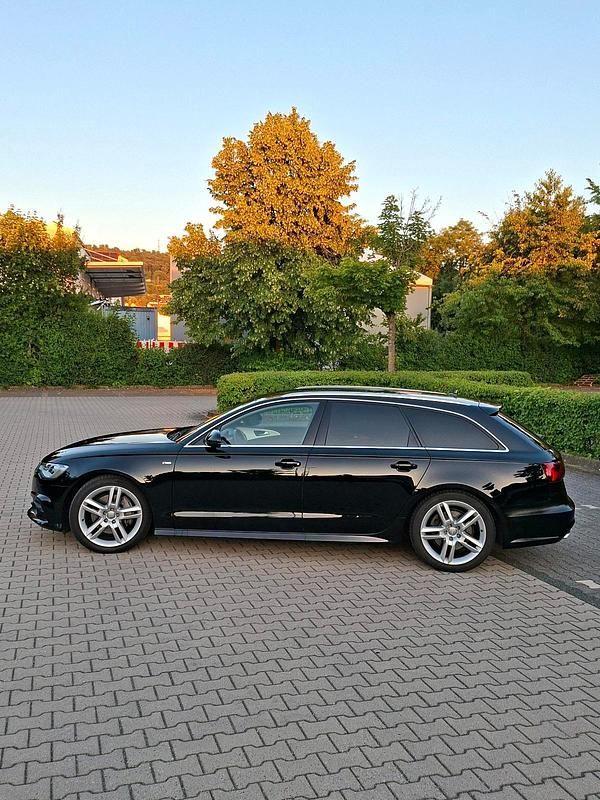 Gebraucht Audi A6 Business 218 PS (160 kW) 2018 Schwarz Kombi