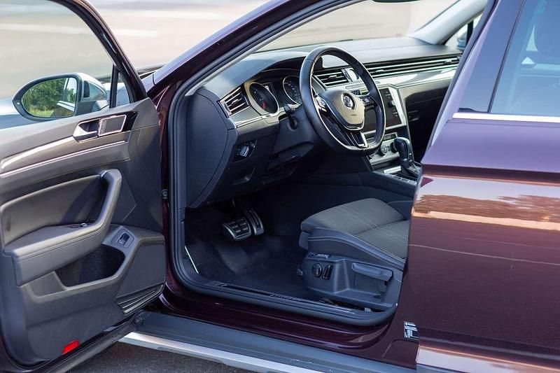 Gebraucht VW Passat Alltrack 239 PS (175 kW) 2017 Braun Kombi