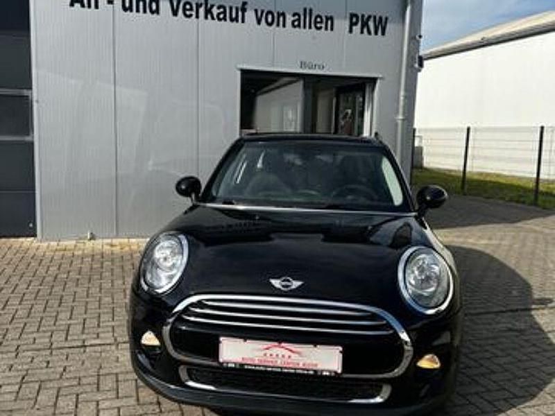 Używany Mini Cooper 136 KM (100 kW) 2015 Czarny Hatchback