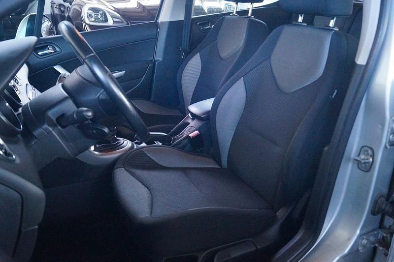 Gebraucht Peugeot 308 Premium 156 PS (114 kW) 2011 Silber Limousine