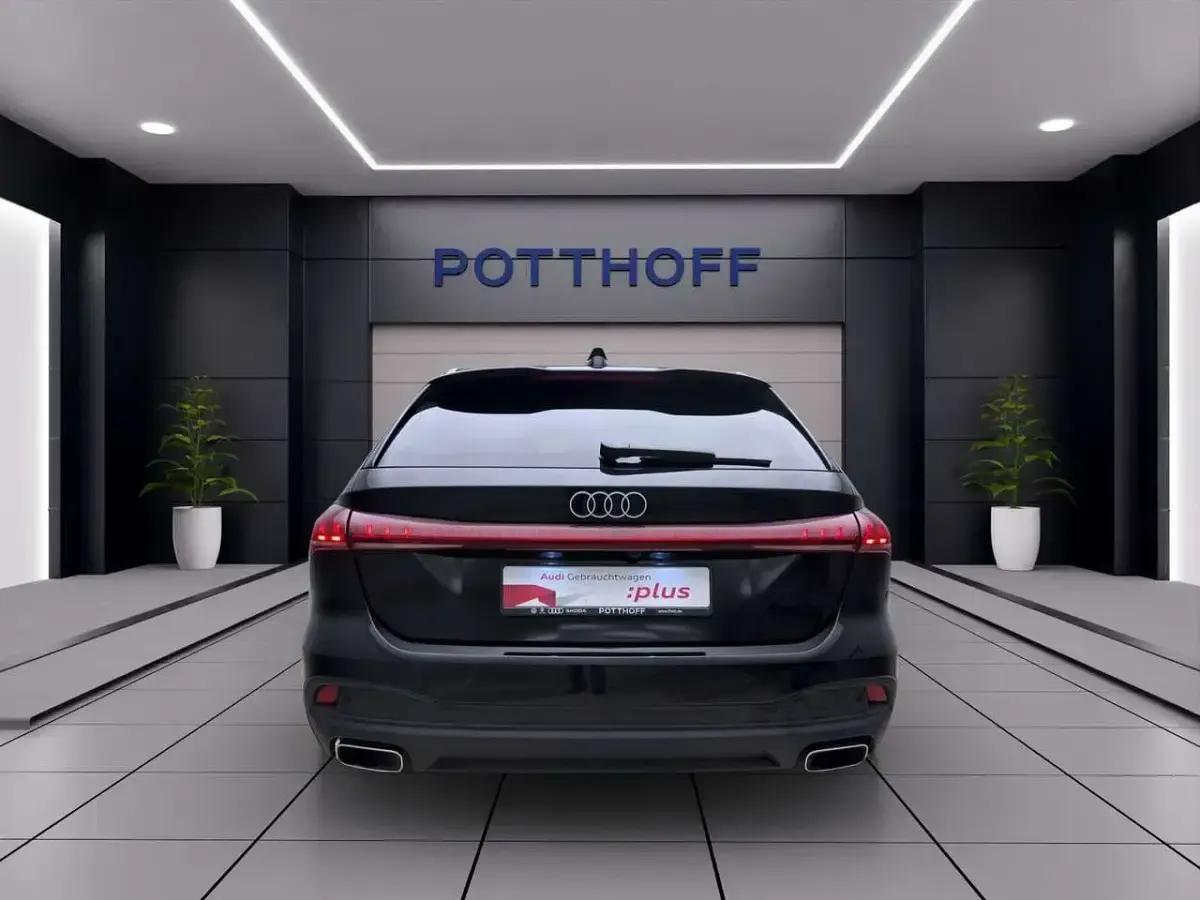 Gebraucht Audi A5 Sport 204 PS (150 kW) 2025 Schwarz Kombi