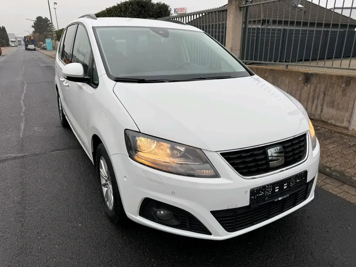 Gebraucht Seat Alhambra 150 PS (110 kW) 2019 Weiß Van / Kleinbus
