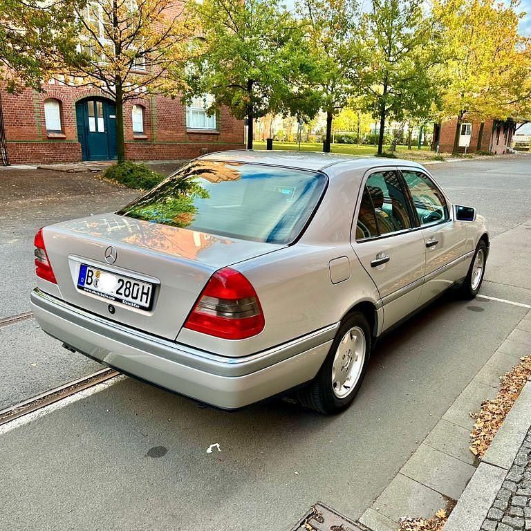 Gebraucht Mercedes C280 Elegance 193 PS (141 kW) 1995 Silber Limousine