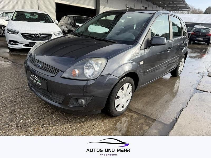 Grau Gebraucht 2007 Ford Fiesta Style Limousine | 2.999 € (Etwas zu teuer) - Bild 1/4