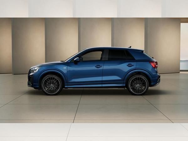 Neu Audi Q2 S-Line 150 PS (110 kW) 2025 Blau (ascariblau metallic) SUV