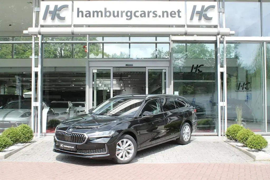 Gebraucht Skoda Superb Selection 150 PS (110 kW) 2024 Kombi