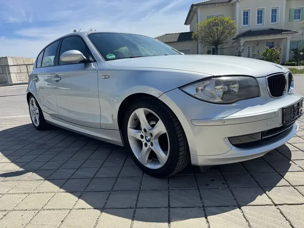 Usata BMW 120 Efficient Dynamics 170 CV (125 kW) 2008 Argento Utilitaria