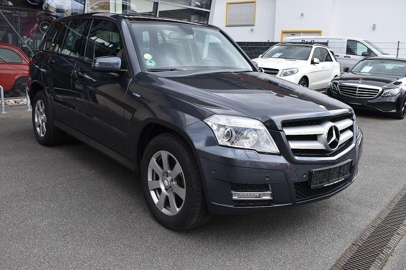 Gebraucht Mercedes GLK250 204 PS (150 kW) 2011 Grau SUV