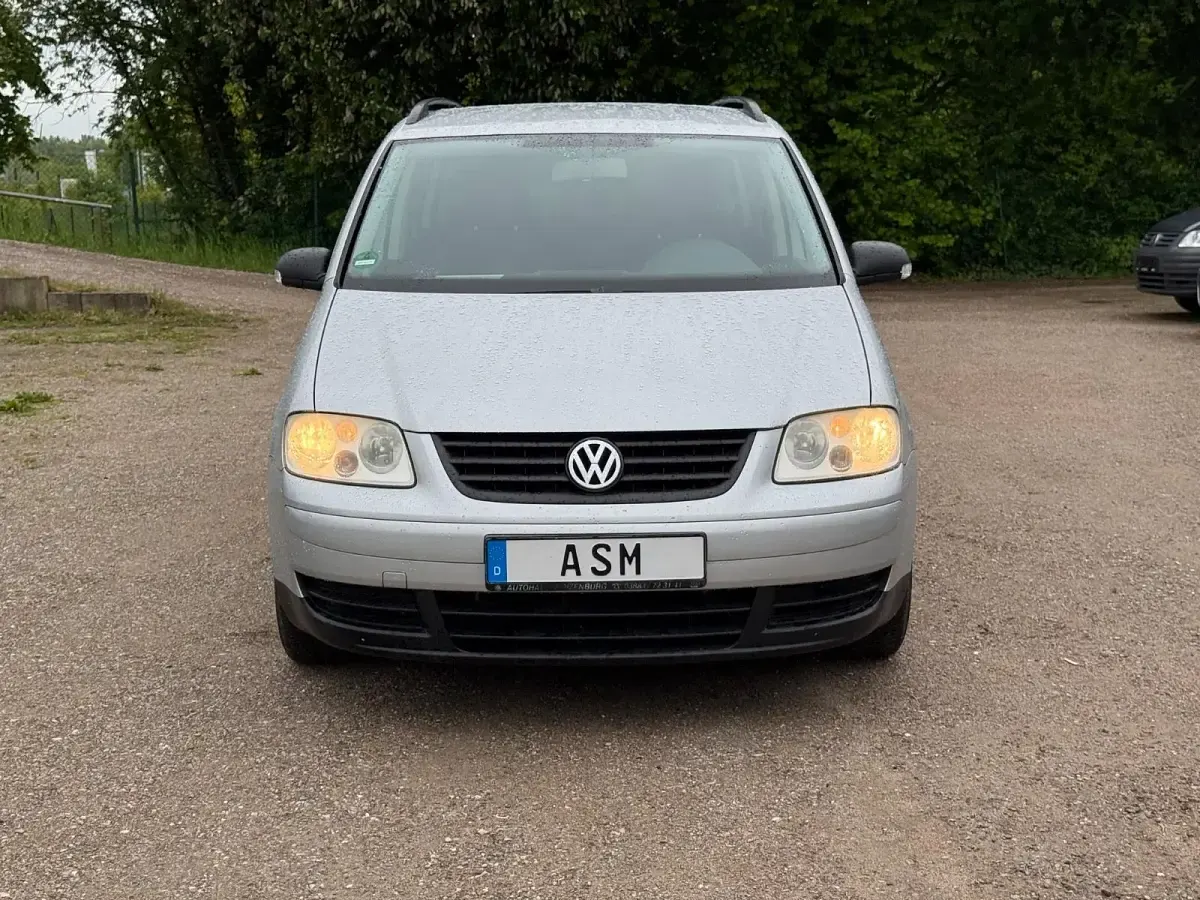 Gebraucht VW Touran 100 PS (73 kW) 2003 Silber Van / Kleinbus
