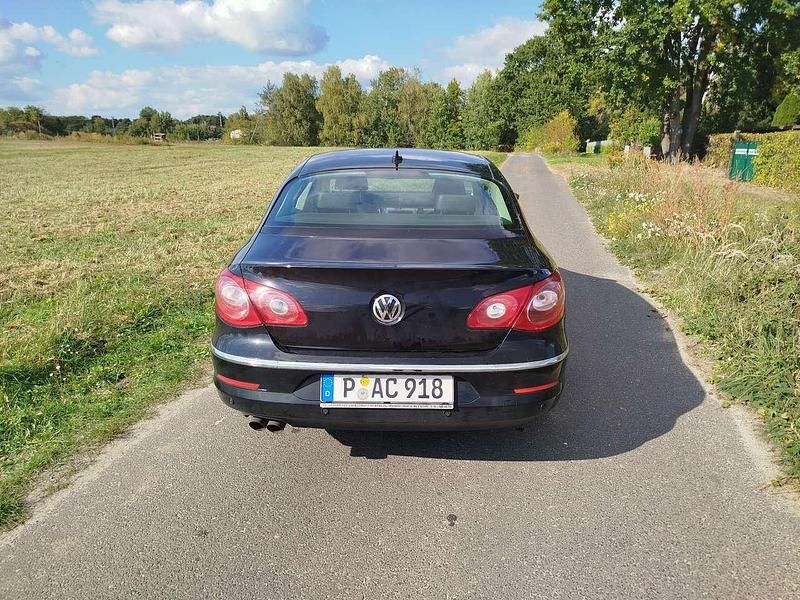 Gebraucht VW Passat 140 PS (102 kW) 2009 Schwarz Limousine