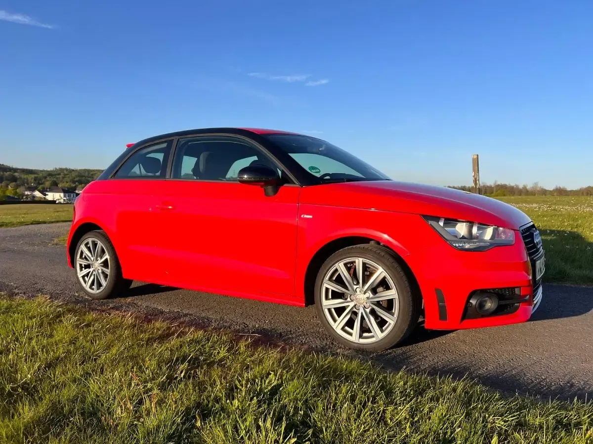 Gebraucht Audi A1 S-Line 90 PS (66 kW) 2014 Rot Kleinwagen