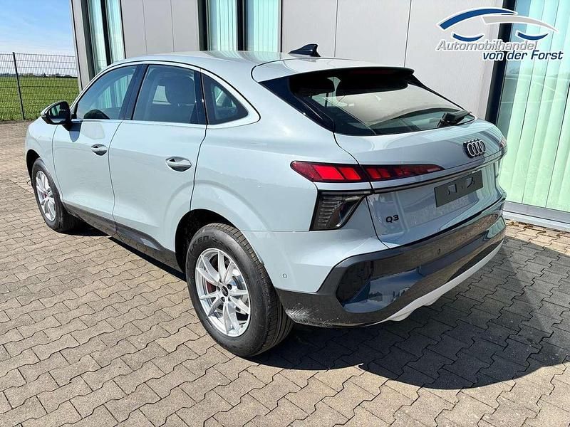 Neu Audi Q3 Basis 204 PS (150 kW) 2025 Wählbar SUV