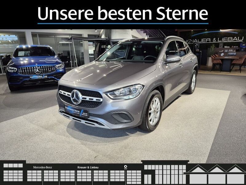 Gebraucht Mercedes GLA180 116 PS (85 kW) 2022 Grau SUV