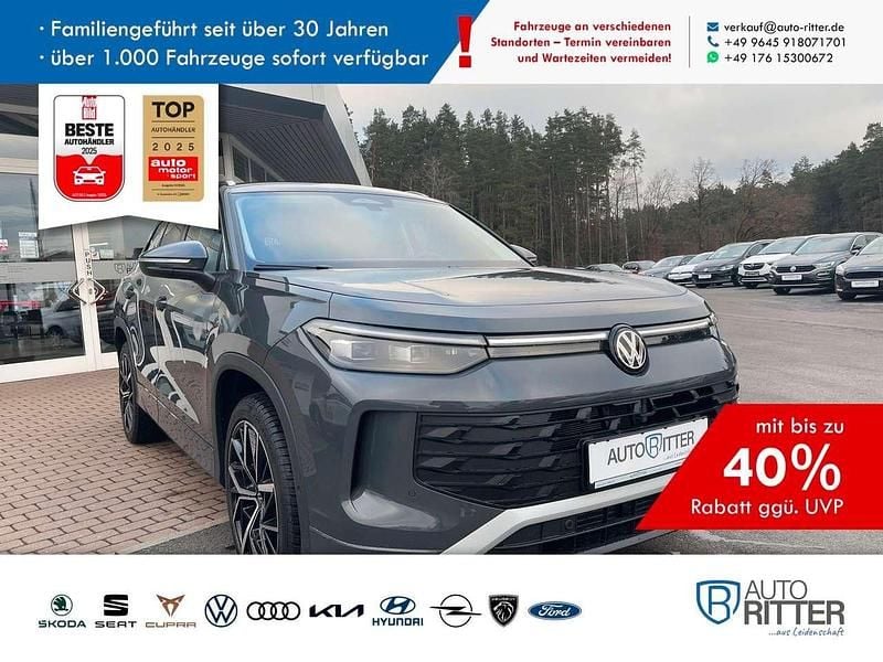 Delfingrau metallic/grau Gebraucht 2025 VW Tayron Life SUV | 39.990 € (Superpreis) - Bild 1/4