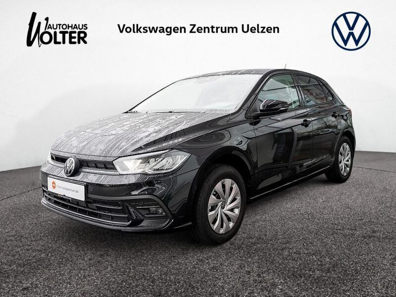 Deep black Neu 2024 VW Polo Life Kleinwagen | 26.988 € (Etwas zu teuer) - Bild 1/4