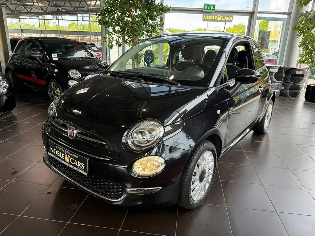 Gebraucht Fiat 500 Lounge 69 PS (50 kW) 2017 Schwarz (colore esterno (vesuvio schwarz (metallic) Limousine