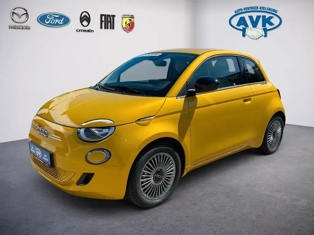 Neu Fiat 500e Icon 86 kW (118 PS) 2026 Gelb Kleinwagen
