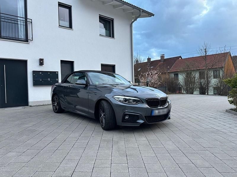 Gebraucht BMW 230 M Sport 252 PS (185 kW) 2017 Grau Cabrio