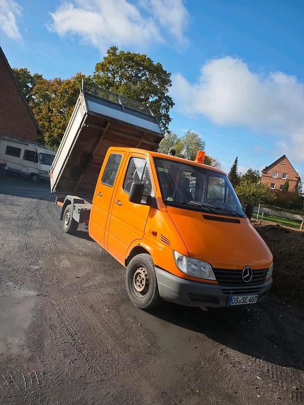 Orange Gebraucht 2002 Mercedes Sprinter Van | 6.200 € (Fairer Preis) - Bild 1/4