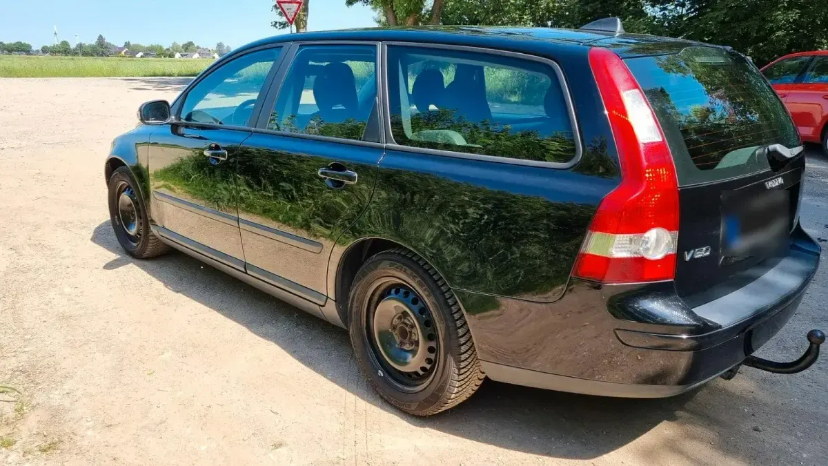 Gebraucht Volvo V50 101 PS (74 kW) 2006 Schwarz Kombi