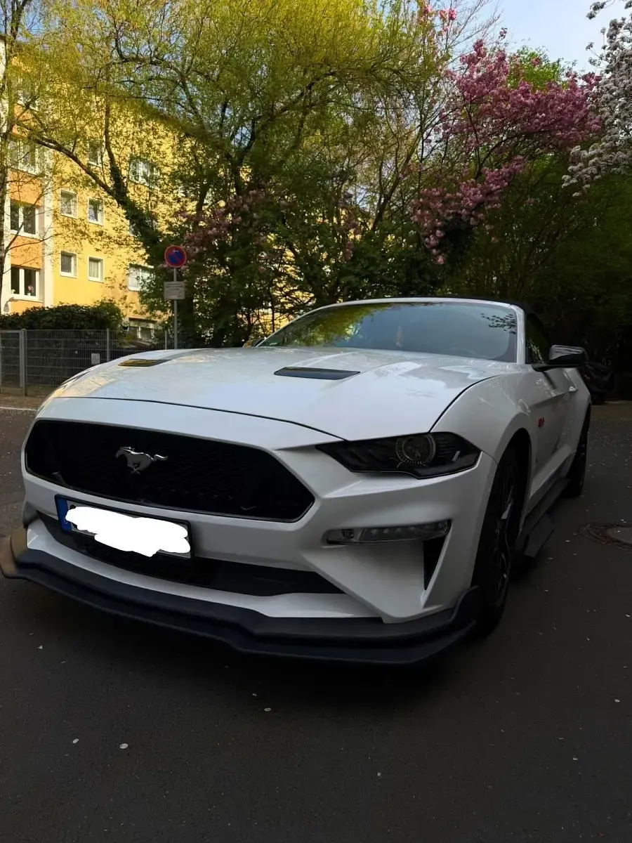 Gebraucht Ford Mustang 317 PS (233 kW) 2018 Weiß Cabrio