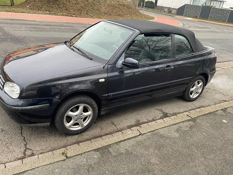 Schwarz Gebraucht 1999 VW Golf Cabriolet Cabrio | 990 € (Superpreis) - Bild 1/4