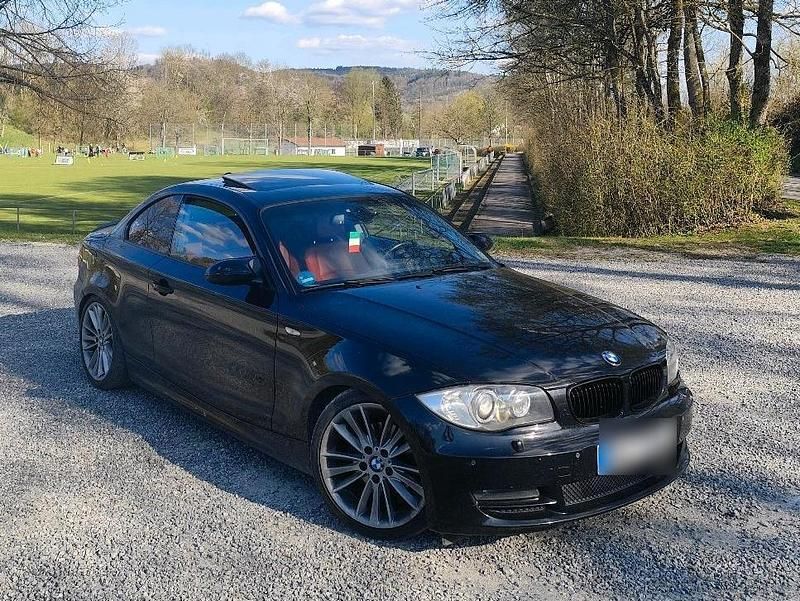 Schwarz Gebraucht 2007 BMW 120 Coupé Coupé | 7.000 € - Bild 1/4