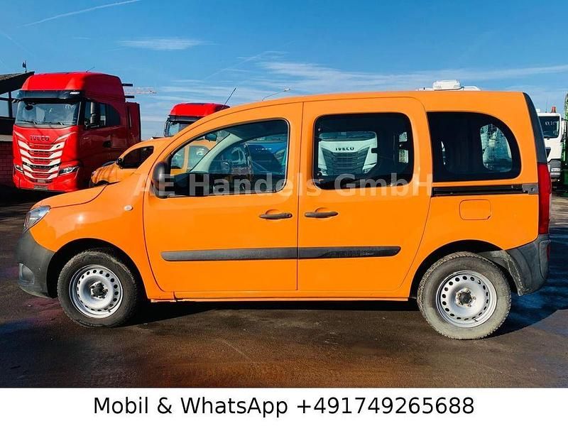 Gebraucht Mercedes Citan 111 110 PS (80 kW) 2016 Orange Kombi