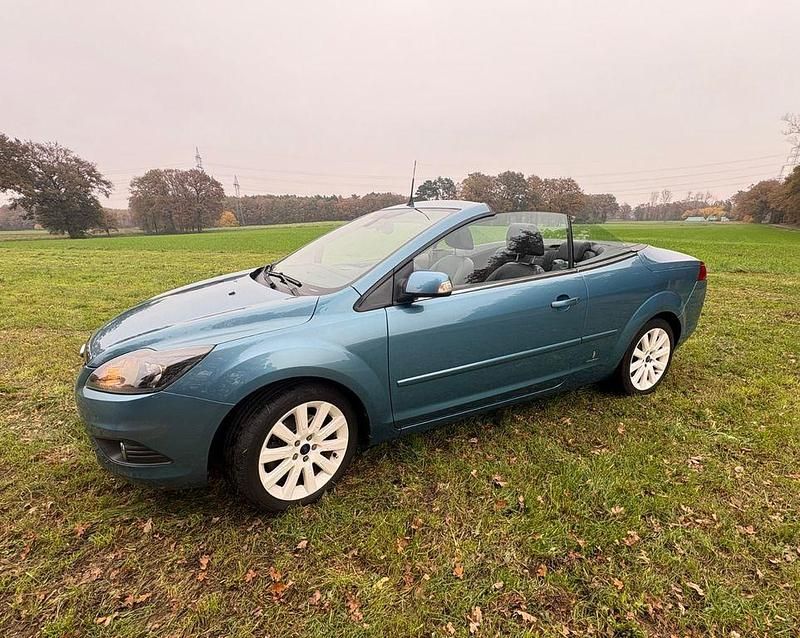 Blau Gebraucht 2008 Ford Focus Cabriolet Cabrio | 5.950 € (Teuer) - Bild 1/4