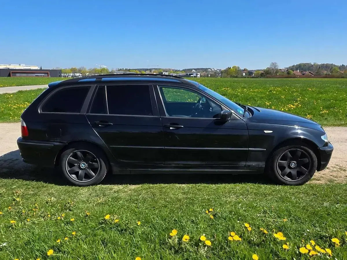 Gebraucht BMW 318 143 PS (105 kW) 2005 Schwarz Kombi