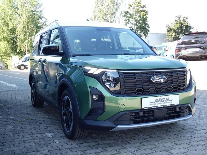 Neu Ford Tourneo Courier Active 125 PS (91 kW) 2025 Bursting green Van / Kleinbus