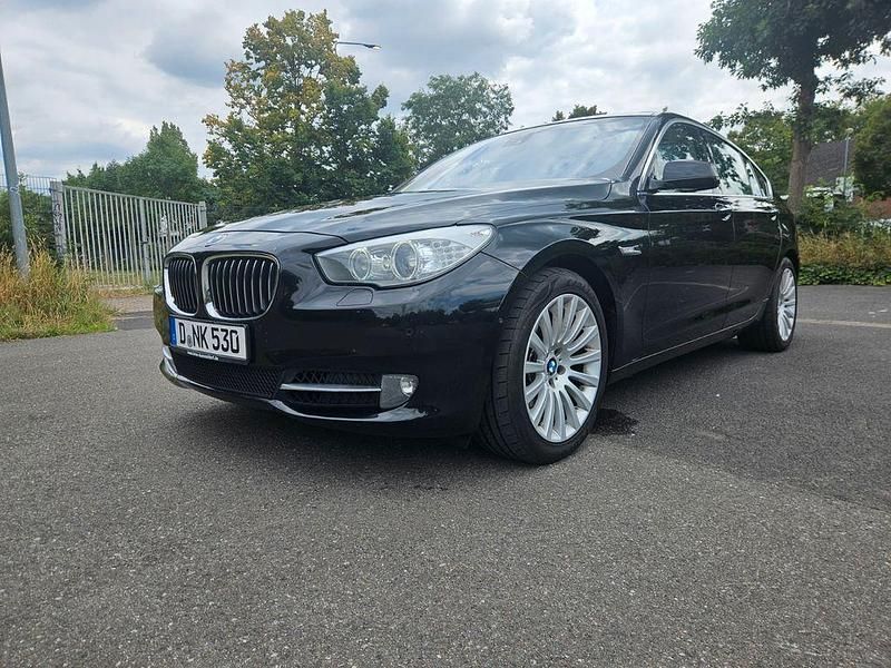 Schwarz Gebraucht 2011 BMW 530 Gran Turismo Limousine | 14.500 € (Fairer Preis) - Bild 1/4
