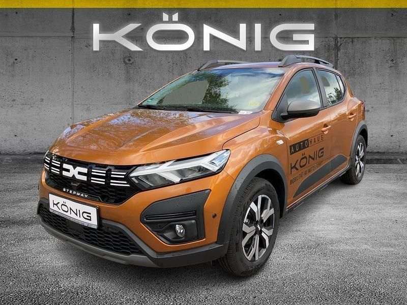 Taklamakanorange metallic Gebraucht 2023 Dacia Sandero Expression Kleinwagen | 18.800 € (Etwas zu teuer) - Bild 1/4