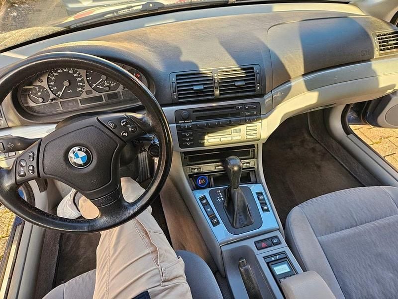 Gebraucht BMW 323 170 PS (125 kW) 1999 Blau Limousine