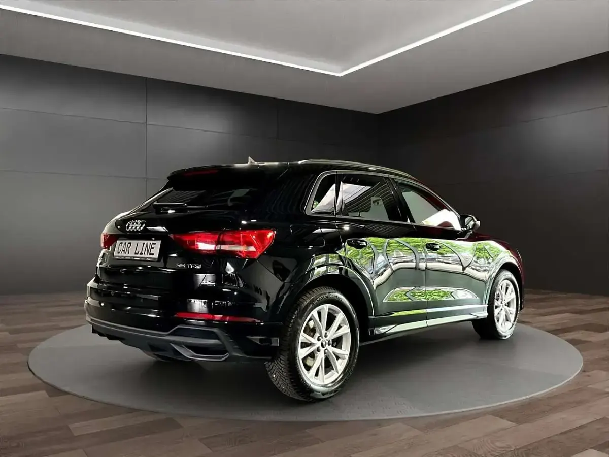 Gebraucht Audi Q3 S-Line 150 PS (110 kW) 2025 Schwarz SUV