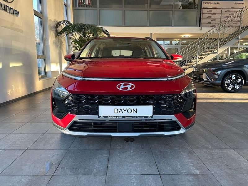 Neu Hyundai Bayon Trend 101 PS (74 kW) 2026 Rot SUV