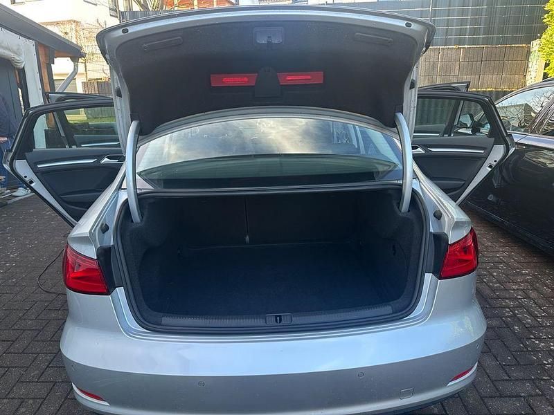 Gebraucht Audi A3 Ambiente 179 PS (131 kW) 2013 Silber Limousine