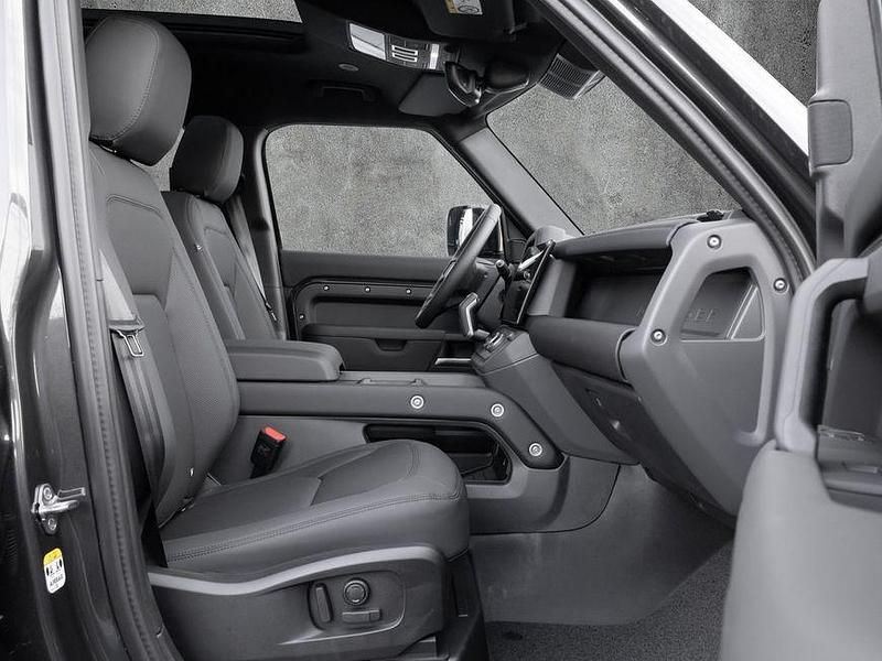Neu Land Rover Defender SE Dynamic 349 PS (256 kW) 2026 Grau SUV