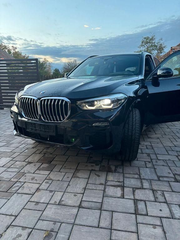 Schwarz Gebraucht 2019 BMW X5 Performance SUV | 42.900 € (Teuer) - Bild 1/4