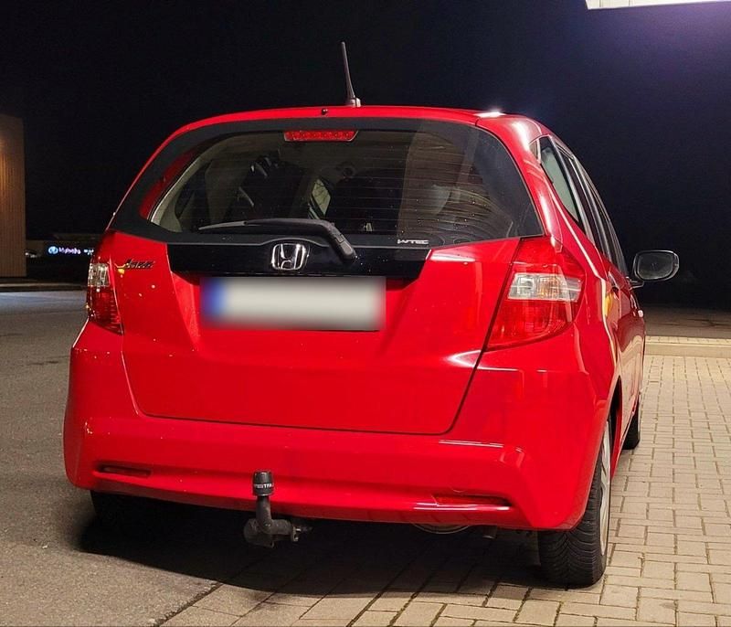 Gebraucht Honda Jazz 90 PS (66 kW) 2011 Rot Kleinwagen