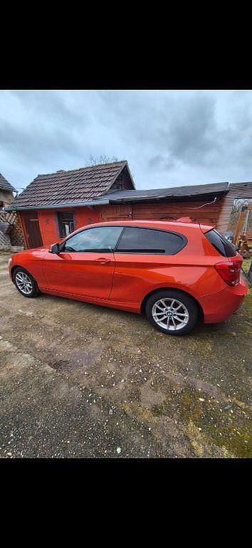 Gebraucht BMW 114 102 PS (75 kW) 2012 Orange Kleinwagen