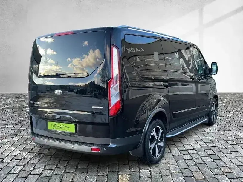 Gebraucht Ford Tourneo Custom Active 150 PS (110 kW) 2022 Schwarz Van