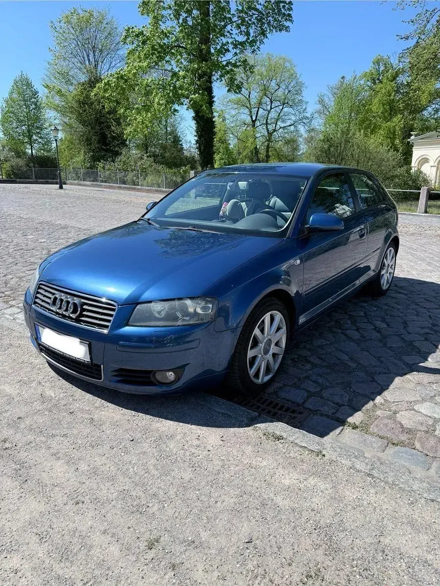 Occasion Audi A3 Attraction 102 ch (75 kW) 2003 Bleue Citadine