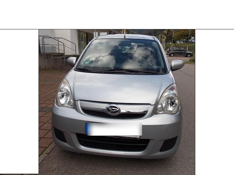Silber Gebraucht 2010 Daihatsu Cuore Kleinwagen | 1.899 € (Fairer Preis) - Bild 1/4