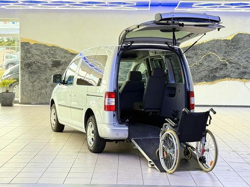 Gebraucht VW Caddy 105 PS (77 kW) 2009 Silber Van / Kleinbus