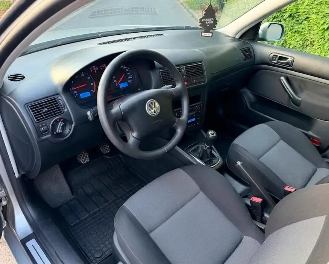 Gebraucht VW Golf IV 75 PS (55 kW) 2003 Grau Kleinwagen