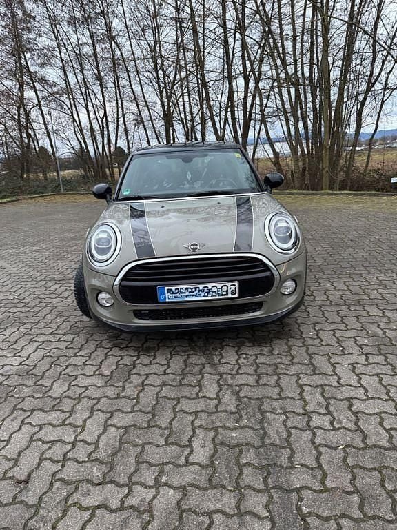 Gebraucht Mini Cooper 136 PS (100 kW) 2019 Schwarz Kleinwagen