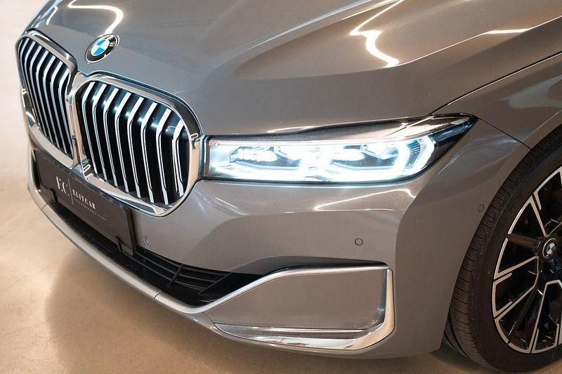 Gebraucht BMW 745L 394 PS (289 kW) 2019 Grau Limousine